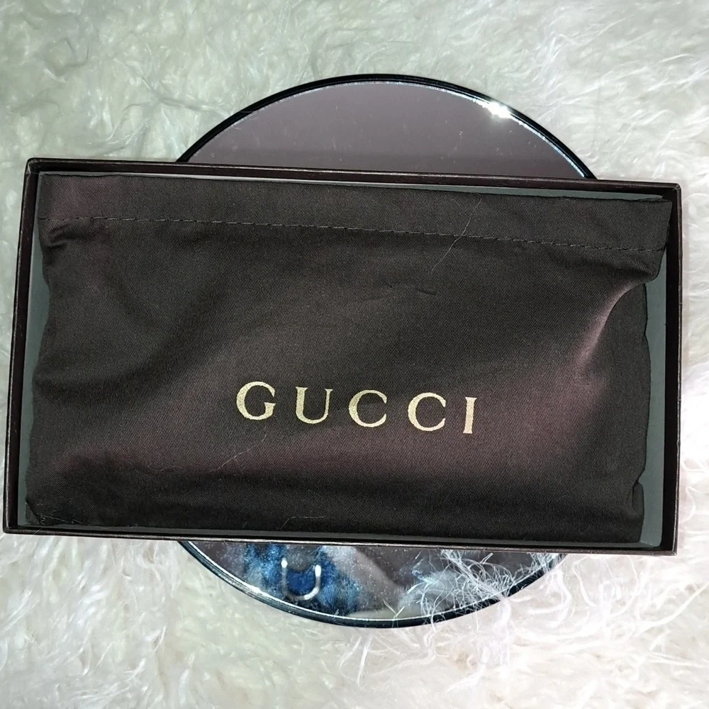 🔥🔥Gucci Guccissima Red Patent Leather Wallet - EUC - Picture 17 of 17